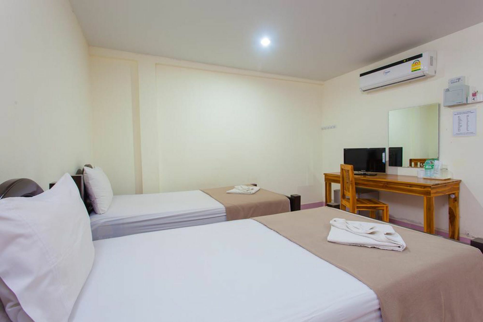 Hock Mansion Phuket Appartement Buitenkant foto
